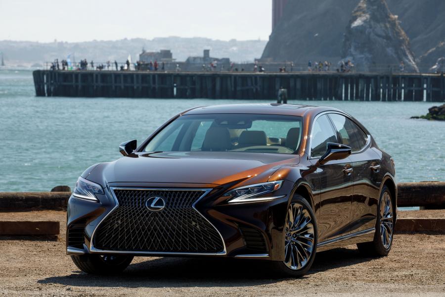  Lexus LS500h AWD 2017 года  (NA) (фото 40 из 96)